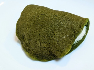 「セブン-イレブン 和もっち巻き 西尾の抹茶わらび餅」のクチコミ画像 by はるなつひさん
