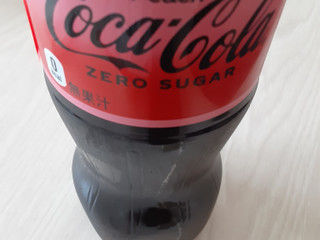 「コカ・コーラ コカ・コーラ ゼロ ピーチ ペット350ml」のクチコミ画像 by もこもこもっちさん