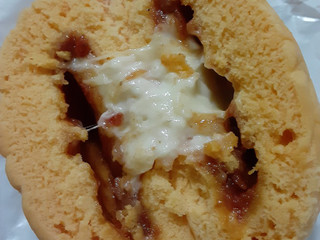 「ローソン ピザまん」のクチコミ画像 by もこもこもっちさん