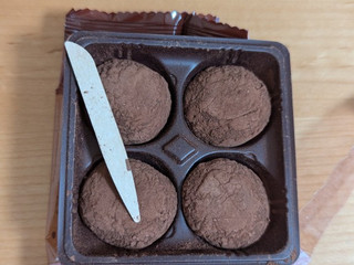中評価】ブルボン もちトリュフ ガナッシュの感想・クチコミ