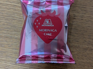 「森永製菓 あまおう苺ケーキ 箱6個」のクチコミ画像 by Monakaさん