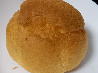 「モンテール 小さな洋菓子店 牛乳と卵のシュークリーム 袋1個」のクチコミ画像 by さばおじさんさん