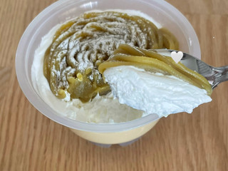 「モンテール 小さな洋菓子店 焼プリン・モンブラン」のクチコミ画像 by ころすけ2さん