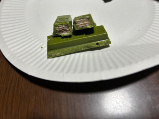 「ネスレ キットカット オトナの甘さ 濃い抹茶 宇治抹茶 11枚」のクチコミ画像 by クィールさん