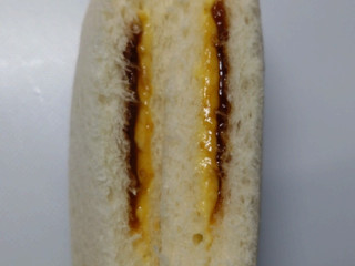 「ヤマザキ ランチパック プリン風味」のクチコミ画像 by べべふぉっくさん