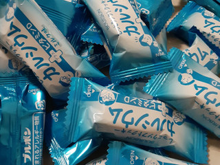 ブルボン しっとりソフトクッキー カルシウム 293g ×24袋 Amazon.co.jp: ブルボン しっとりソフトクッキーカルシウム 293g×12個