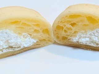 もちぷよ もちぷよ(北海道産生クリーム入りミルククリーム)｜ローソン公式