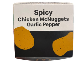 「マクドナルド スパイシーチキンマックナゲット 黒胡椒ガーリック」のクチコミ画像 by さちもぐハピさん