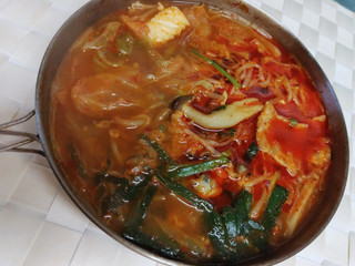 「セブン&アイ セブンプレミアム 旨辛チゲ 350g」のクチコミ画像 by 毎日が調整日さん