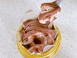 「オランジェ 濃厚生ショコラのモンブラン パック1個」のクチコミ画像 by むぎっこさん