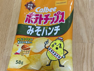 中評価】カルビー ポテトチップス みそパンチの感想・クチコミ・商品