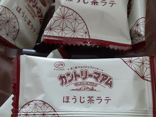 「不二家 カントリーマアム ほうじ茶ラテ 12枚」のクチコミ画像 by もこもこもっちさん