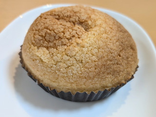 「ローソン じゅわバタ塩メロンパン」のクチコミ画像 by はるなつひさん