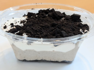 「オランジェ カップdeケーキ クッキー＆クリーム カップ1個」のクチコミ画像 by はるなつひさん