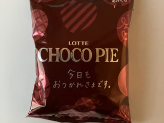「ロッテ チョコパイ 抹茶ティラミス 箱6個」のクチコミ画像 by こつめかわうそさん