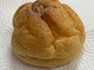 「オランジェ ひかえめに言ってクリーム多めのシュークリーム クッキー＆クリーム 袋1個」のクチコミ画像 by SANAさん