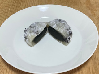 「ファミリーマート ファミマルSweets 上林春松本店監修 抹茶豆大福」のクチコミ画像 by ころすけ2さん