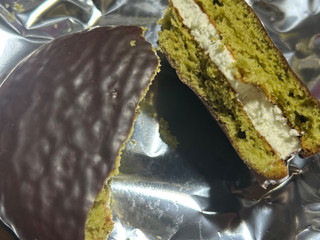 「ロッテ チョコパイ 抹茶ティラミス 箱6個」のクチコミ画像 by クィールさん
