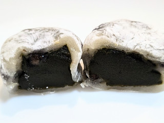 「ファミリーマート ファミマルSweets 上林春松本店監修 抹茶豆大福」のクチコミ画像 by はるなつひさん