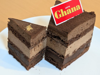 「銀座コージーコーナー ガーナ 濃厚生チョコケーキ」のクチコミ画像 by はるなつひさん