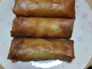 中評価】イオン 絶賛パリッと五目春巻きの感想・クチコミ・商品情報