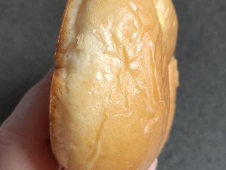 「セブン-イレブン カスタードクリームパン」のクチコミ画像 by ぎんなんさん