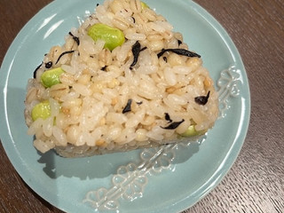 「ファミリーマート ファミマルKITCHEN もち麦 枝豆ひじき しそ風味」のクチコミ画像 by chan-manaさん