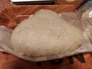 「セブン-イレブン 八代目儀兵衛監おむすび 北海道産炙りたらこ」のクチコミ画像 by ハムちゃんハムジさん