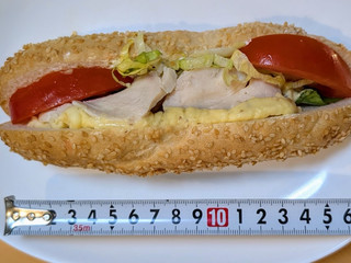 ろーるサンド ローソン ROLLサンド ローストチキン（ローソン）クチコミ1件