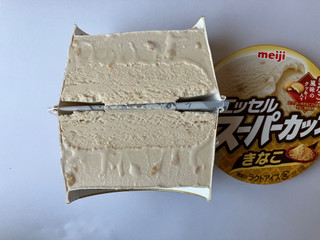 「明治 エッセルスーパーカップ きなこ カップ200ml」のクチコミ画像 by こつめかわうそさん