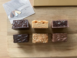 ビッグアイランドキャンディーズ マカナブラウニーアソートメントの