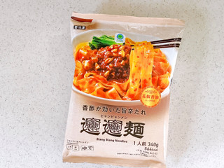 「ファミリーマート ファミマル 香酢が効いた旨辛たれビャンビャン麺」のクチコミ画像 by むぎっこさん