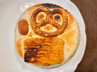 「まきさん ベーグル マジカルブラウニーベーグルbomb 1個」のクチコミ画像 by やにゃさん