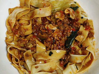 「ファミリーマート ファミマル 香酢が効いた旨辛たれビャンビャン麺」のクチコミ画像 by ミヌゥさん