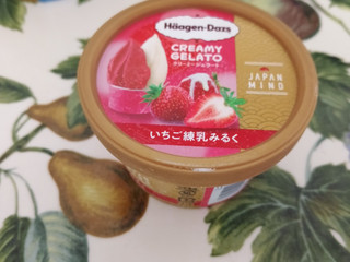 中評価】ハーゲンダッツ CREAMY GELATO いちご練乳