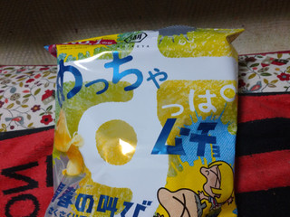 湖池屋めっちゃすっぱムーチョ青春の叫び　12個入り×３箱　合計36袋！　送料込み Amazon.co.jp: 湖池屋 めっちゃすっぱムーチョ 青春の叫び 52g