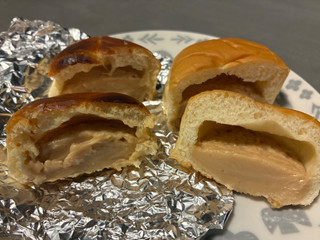 「ヤマザキ 薄皮 ピーナッツパン 4個」のクチコミ画像 by chickyさん