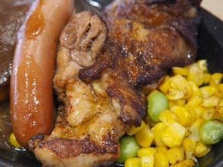 「ガスト 鉄板ハンバーグミックスグリル」のクチコミ画像 by taktak99さん