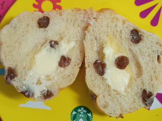 「フジパン ネオレーズンバターロール 袋6個」のクチコミ画像 by minorinさん