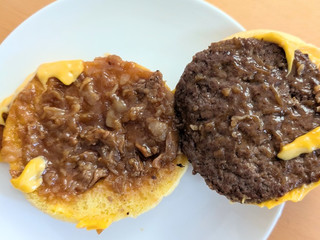 「マクドナルド とろ旨すき焼き月見」のクチコミ画像 by はるなつひさん