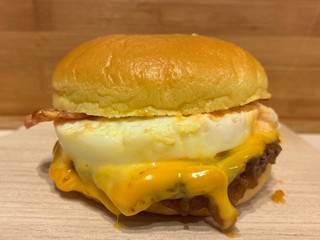 「マクドナルド とろ旨すき焼き月見」のクチコミ画像 by パン太郎さん