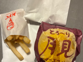「ケンタッキー とろ～り月見チーズフィレバーガー」のクチコミ画像 by chickyさん