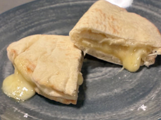 「ファミリーマート ピザサンド さつまいもチーズ」のクチコミ画像 by chickyさん