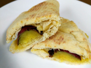 「ファミリーマート ピザサンド さつまいもチーズ」のクチコミ画像 by レビュアーさん