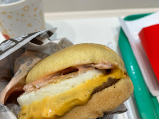 「マクドナルド とろ旨すき焼き月見」のクチコミ画像 by meowrouisさん