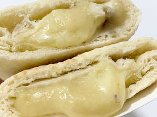 「ファミリーマート ピザサンド さつまいもチーズ」のクチコミ画像 by もーちゃさん