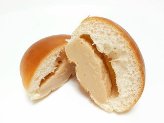 「ヤマザキ 薄皮 ピーナッツパン 4個」のクチコミ画像 by つなさん