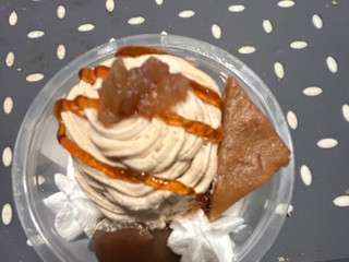 「セブン-イレブン プリンケーキパフェ 栗三昧」のクチコミ画像 by jasminesatoさん