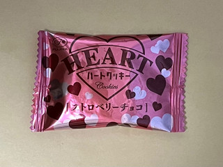 「不二家 ハートクッキー ストロベリーチョコ 箱9枚」のクチコミ画像 by ピンクのぷーさんさん