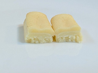 「森永製菓 白い半熟ダースフロマージュ 箱5本」のクチコミ画像 by はるなつひさん